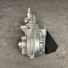 Load image into Gallery viewer, 1998 Ski-Doo Summit-X 670 Chaincase Assembly Cover &amp; 21/43T Sprockets #504150100
