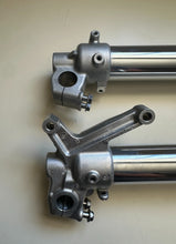 Load image into Gallery viewer, 2006 KAWASAKI KX450F FRONT FORKS SUSPENSION / 44075-5012