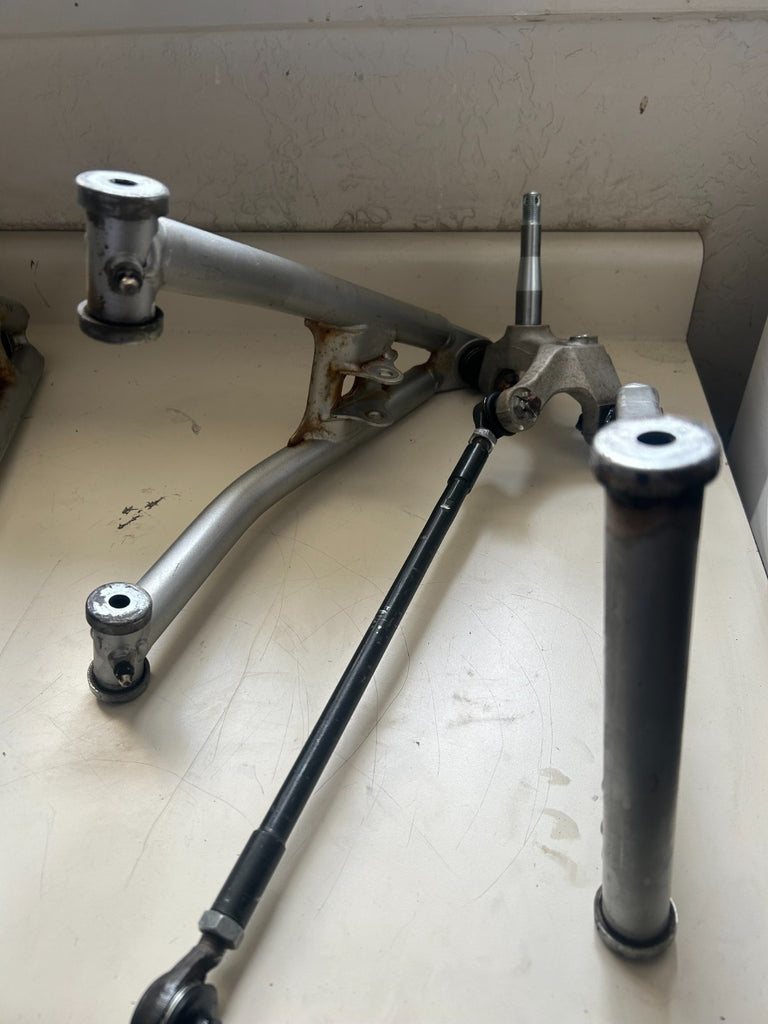 OEM 2007 Yamaha YFZ450 Left and Right Arm Assembley - Part# 5TG-23507-21-00
