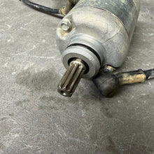 Load image into Gallery viewer, 06 525 KTM STARTER PART # 59040001000
