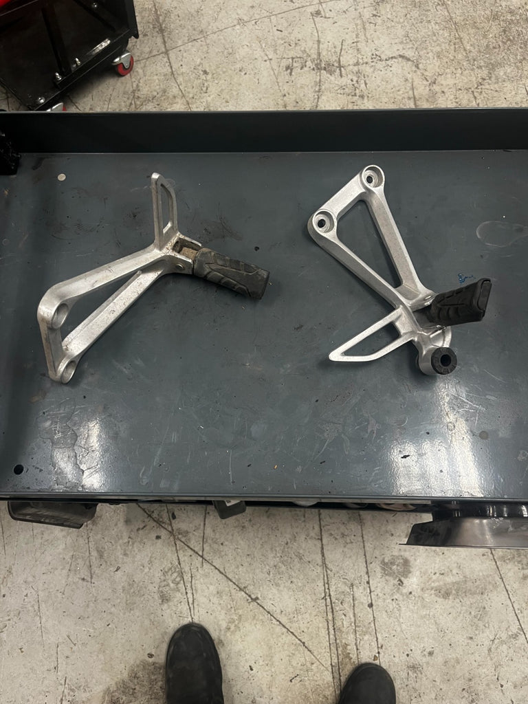 2014 CBR500 Passenger Pegs