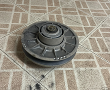Load image into Gallery viewer, 2005 Polaris Trailblazer Secondary Drive Clutch