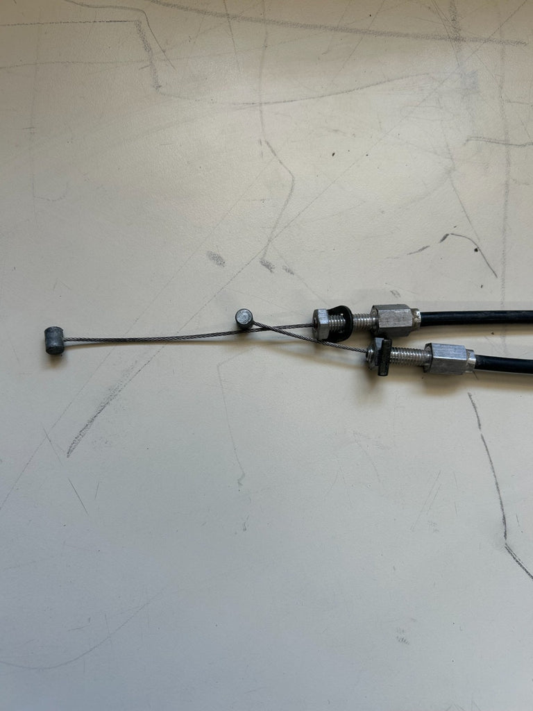 2006 Kawasaki KX450F Throttle Cable W/Cover Case