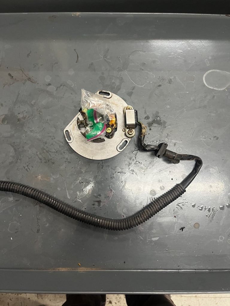 2004 KTM 250 SX Ignition Cover/Stator