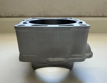 Load image into Gallery viewer, YAMAHA YZ450F CYLINDER 2010-2012 / 33D-11311-00-00