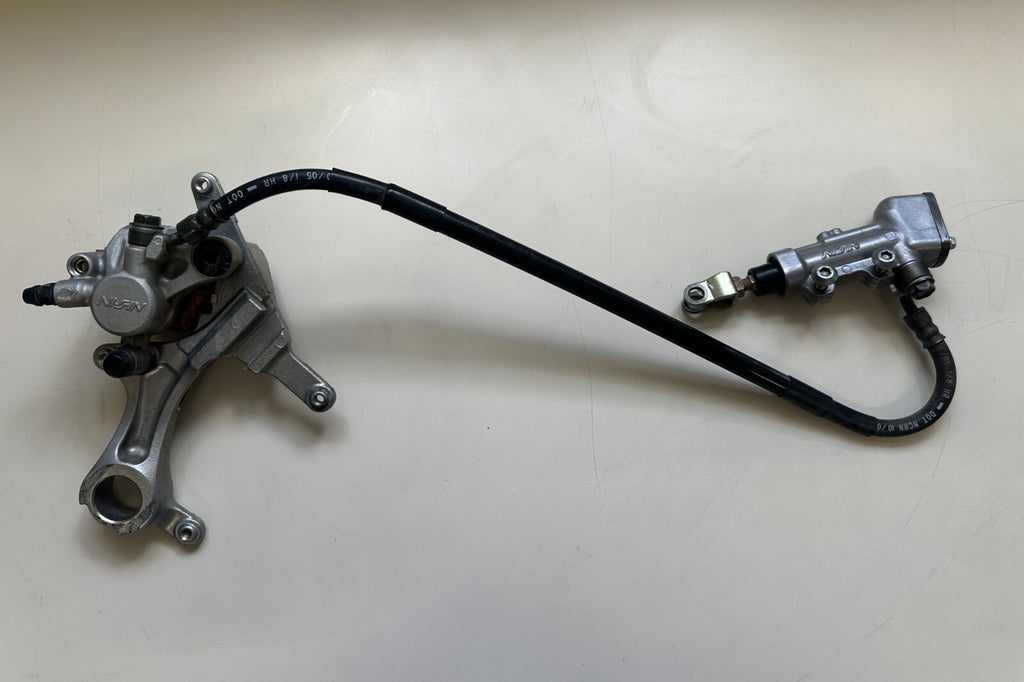 2006 KAWASAKI KX450F REAR BRAKE MASTER CYLINDER  AND CALIPER 