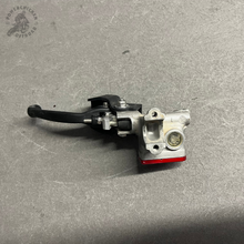 Load image into Gallery viewer, Yamaha YZ125 2012 Front Brake Master Cynlinder in Good Condition 5XC-W2587-00-00