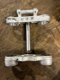 2002 KTM 250 EXC-F Triple Clamps