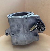 Load image into Gallery viewer, TM 300 2T 2019-2024 CARB / TBI FI CYLINDER 