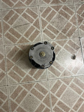 Load image into Gallery viewer, 2005 Polaris Trailblazer Primary Drive Clutch