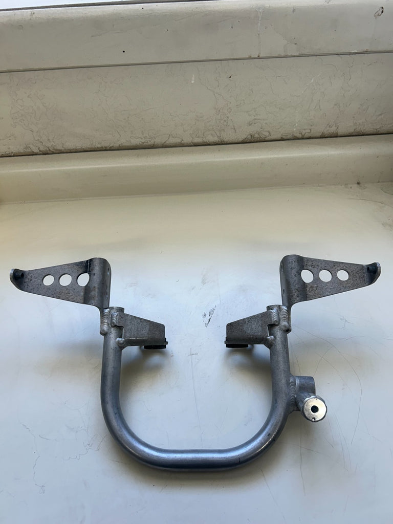 OEM 2007 Yamaha YFZ 450 Rear Carry Bar: Part# 5D3-2845R-00-00