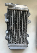 Load image into Gallery viewer, OEM 2009 Honda CRF150 Radiator Left &amp; Right Part# 50435007100  50435008100