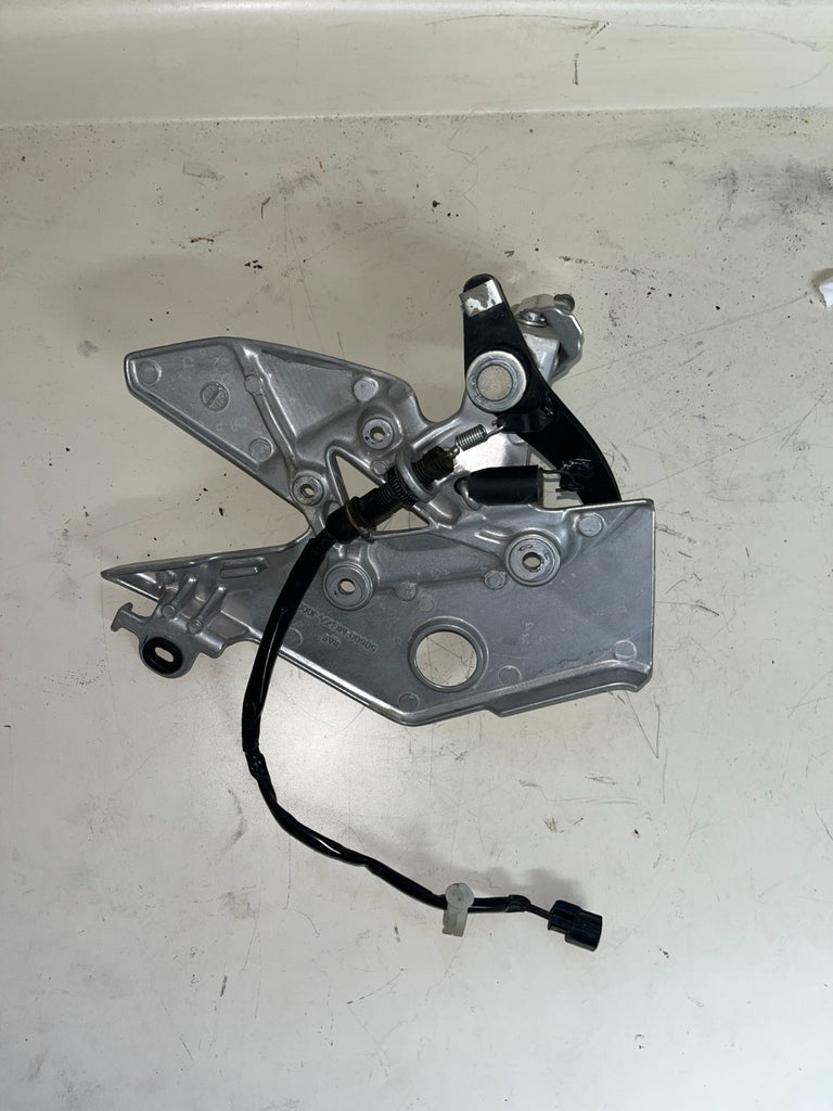 2014 Honda CBR500R OEM Right Rearset Peg Bracket 50600-MGZA-J000