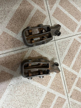 Load image into Gallery viewer, 2005-2021 Yamaha YZ125 250 250F 450F OEM Footrests 5XE-27411-02-00 
