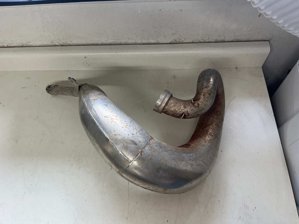 1993 Yamaha YZ 250 Exahaust Manifold Part# 4EW-14610-02-00