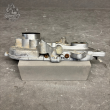 Load image into Gallery viewer, 1998 Ski-Doo Summit-X 670 Chaincase Assembly Cover &amp; 21/43T Sprockets #504150100