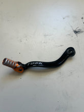 Load image into Gallery viewer, USED Tusk Folding Shift Lever (Orange/Black)