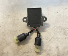 Load image into Gallery viewer, OEM NEW 2018 Yamaha YZ450F RECTIFIER REGULATOR - PART# 1SL-81960-00-00