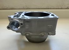 Load image into Gallery viewer, YAMAHA YZ450F CYLINDER 2010-2012 / 33D-11311-00-00