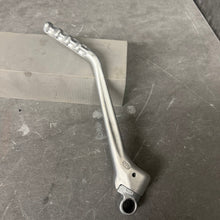 Load image into Gallery viewer, KICK STARTER LEVER FOR KTM 125 250 300 400 450 525 2004-2006