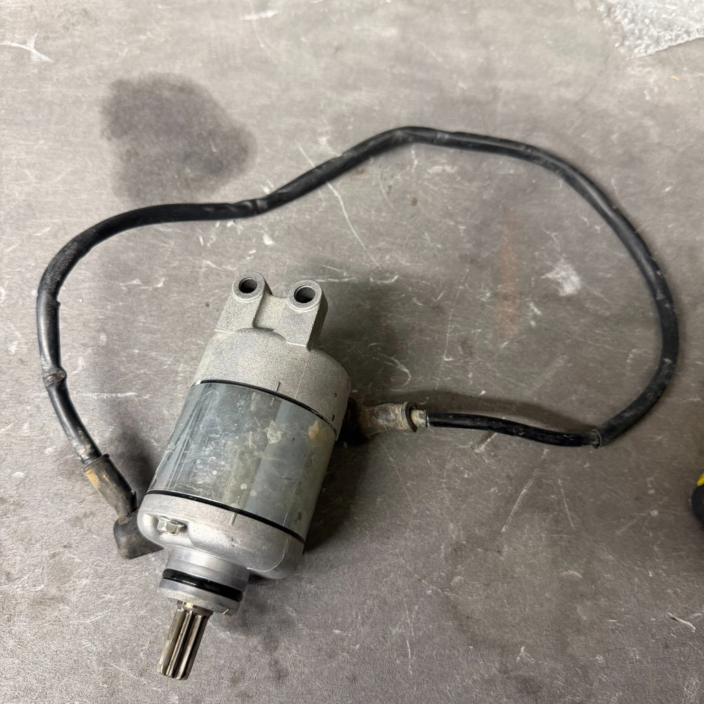 06 525 KTM STARTER PART # 59040001000