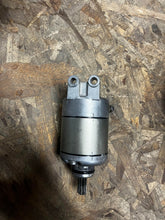 Load image into Gallery viewer, 2002 KTM 250 EXC-F Starter Motor