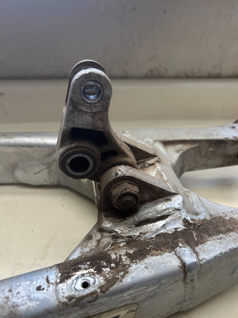 1993 Yamaha YZ250 Swing Arm - Part# 99999-02365-00