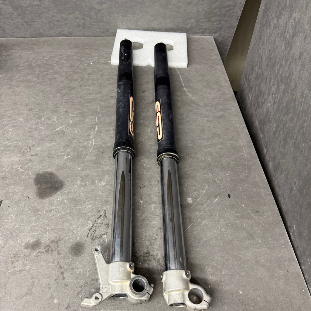 04-2014 KTM 125-525 FORKS LEFT AND RIGHT VALVED BY E.S.P