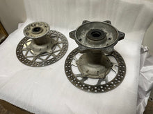 Load image into Gallery viewer, 2000 Yamaha YZ250 Wheel Hub Front and Rear with Brake Discs OEM