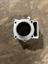 Load image into Gallery viewer, 2002 KTM 250 EXC-F Cylinder/Tensioner