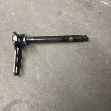 Load image into Gallery viewer, USED 2017 Kawasaki KX450F Shift Drum Spring 92081-1716 | OEM